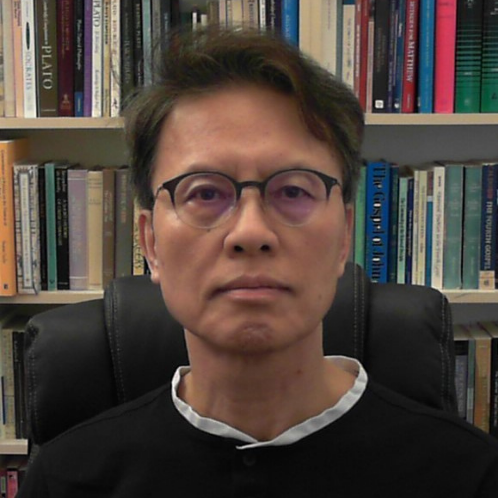 Headshot of Eugene Park