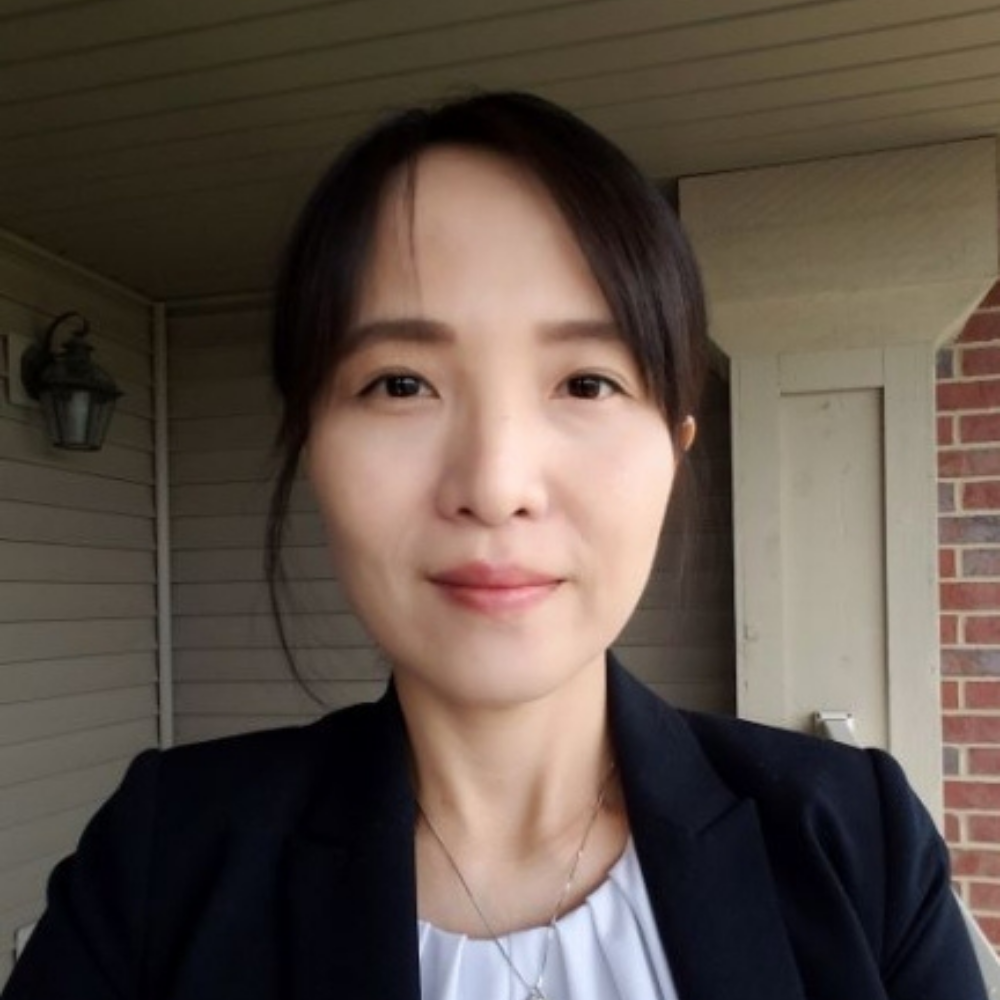 Headshot of Eunyung Lim.